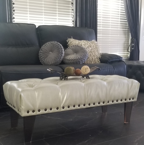 My Home Poshmark Staging Room - Picture 12 of 13